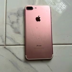 Pink IPhone - Turns On has no passcode